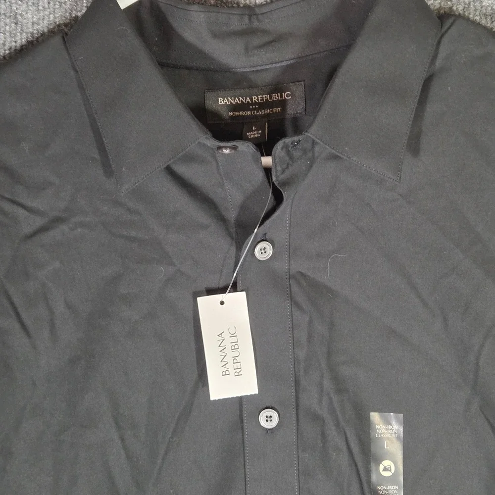 Banana Republic Mens L Black Dress Shirt Non-Iron Classic Fit Long Sleeve NWT